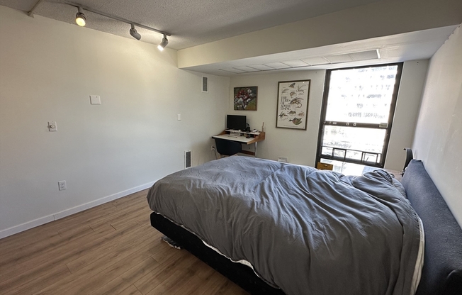 2 beds, 2 baths, 1,257 sqft, $4,300, Unit 301