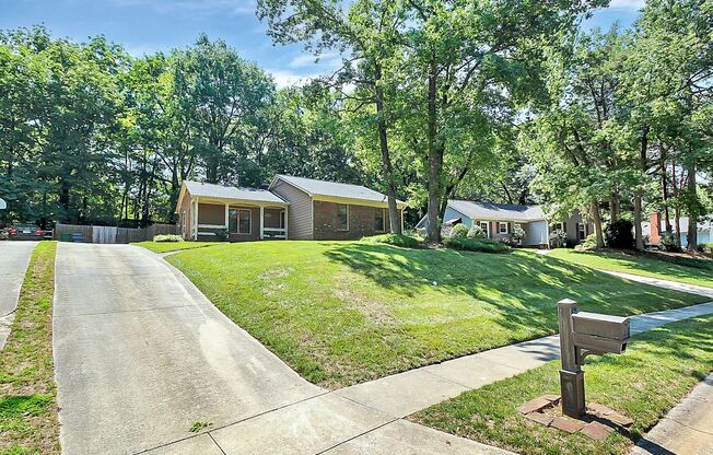 Exquisite South Charlotte Ranch, Move-In Ready