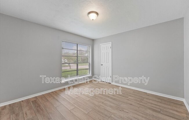 1311 CRK HOLW DR