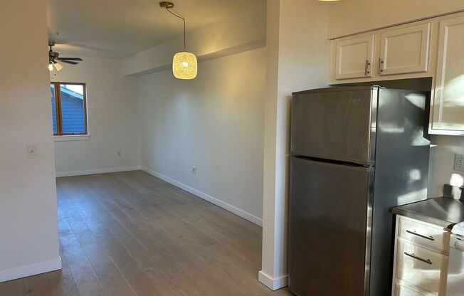 2 beds, 2 baths, $2,150, Unit UNIT 310