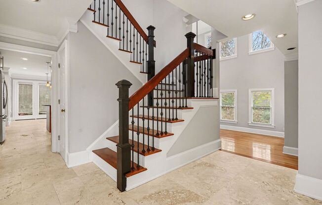 1917 N DECATUR RD NE