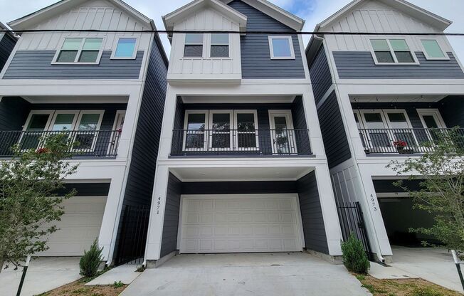 Oaks at Lehman. free-standing home with backyards and private and shared driveways. Beautiful 3 bedroom 3.5 bath with 2 car garage with all the updates and extras. Oaks at Lehman is one of Prosperity Homes' premier communities situated in the popular Gard