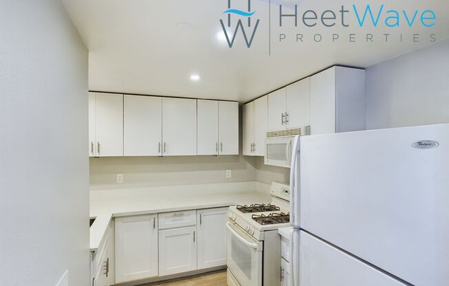 2 beds, 1 bath, 800 sqft, $3,095, Unit F