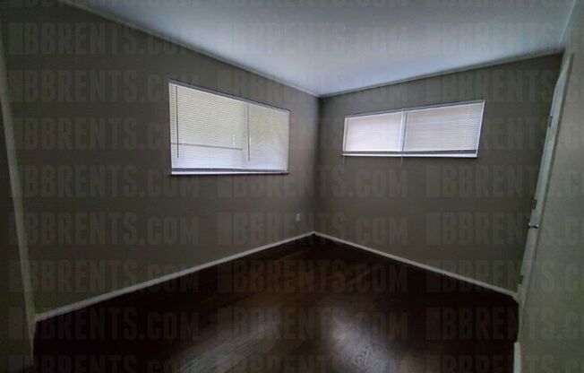 4 beds, 1 bath, $1,575