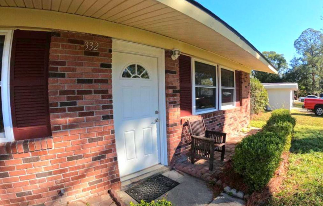 332 WOODLEY RD