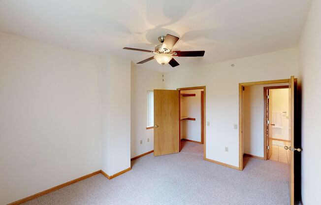 2 beds, 2 baths, 1,125 sqft, $2,055, Unit 2898-208