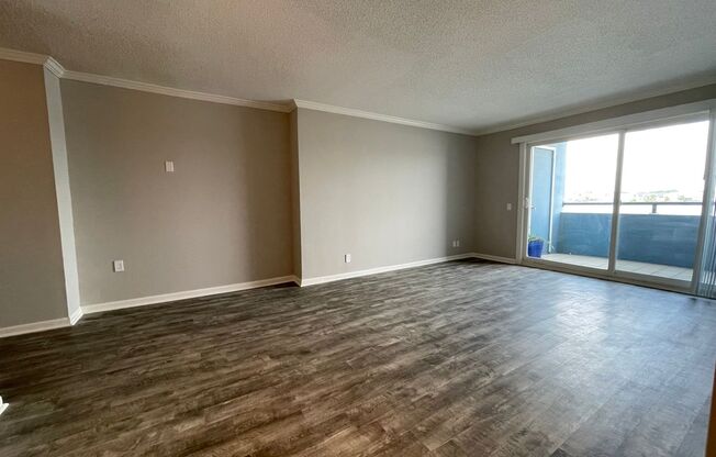 1 bed, 1 bath, $1,175, Unit #207