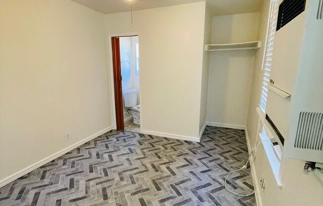 Studio, 1 bath, $775