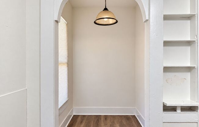 Charming 2-Bedroom Home Near Downtown San Antonio