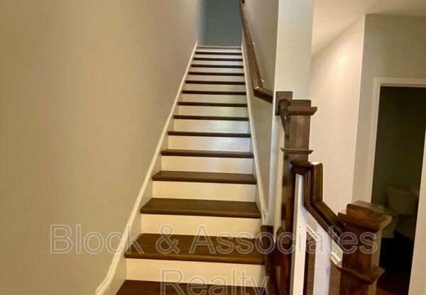 1209 FITCHIE PL