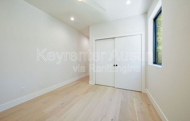 3 beds, 2.5 baths, 2,201 sqft, $2,950, Unit A