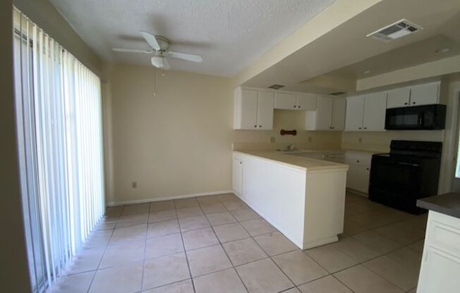 3 beds, 2 baths, $2,695