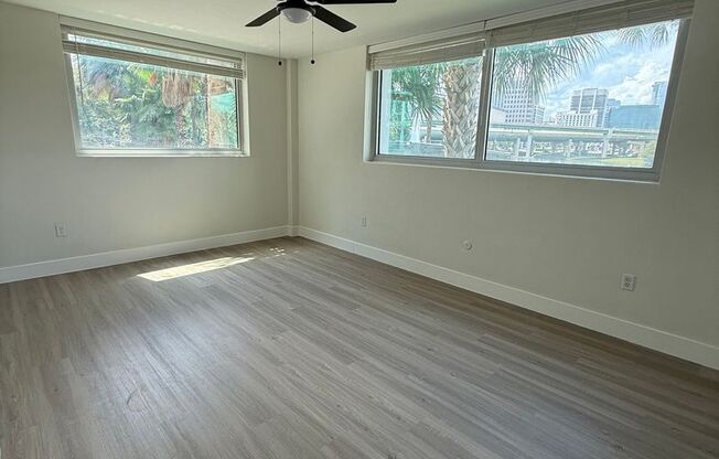 2 beds, 2 baths, 1,032 sqft, $1,650, Unit 206 (Renovated)