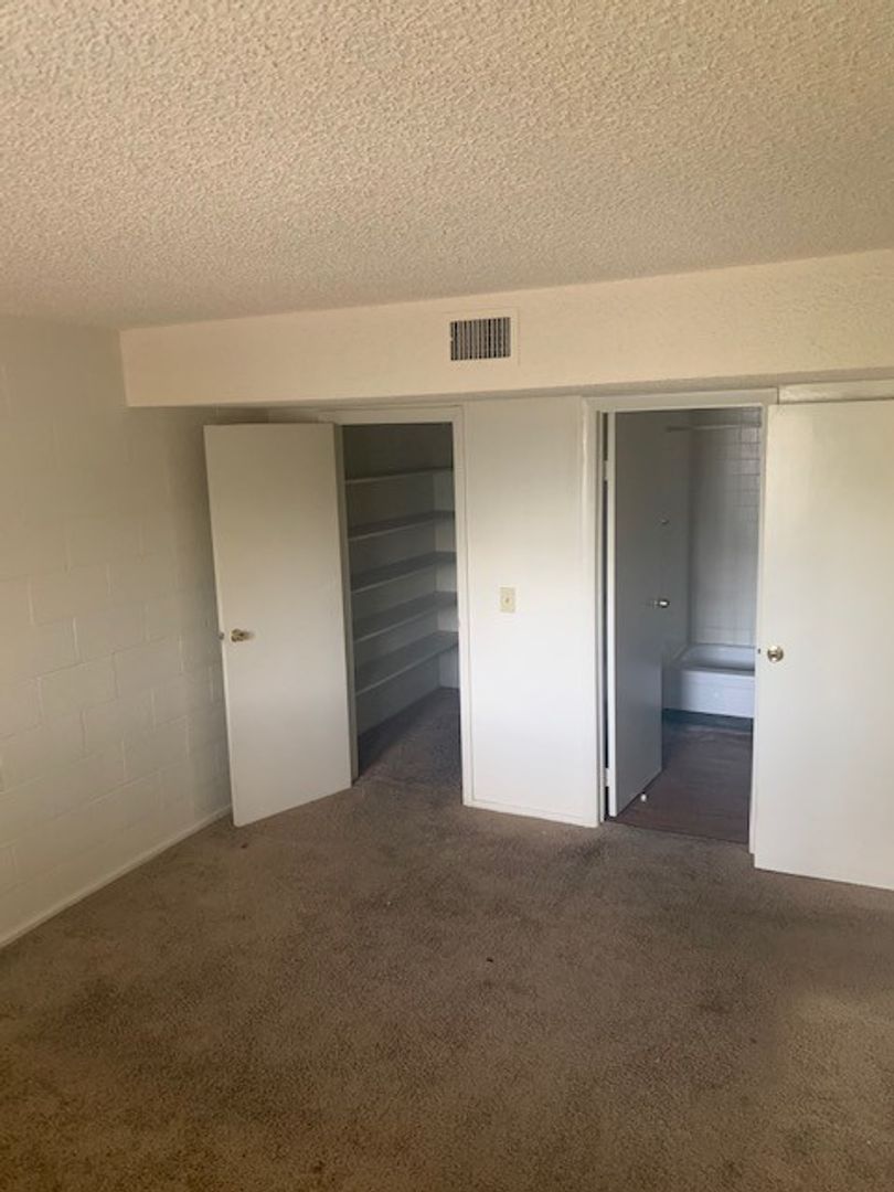 1 Bedroom Condo In Central Las Vegas