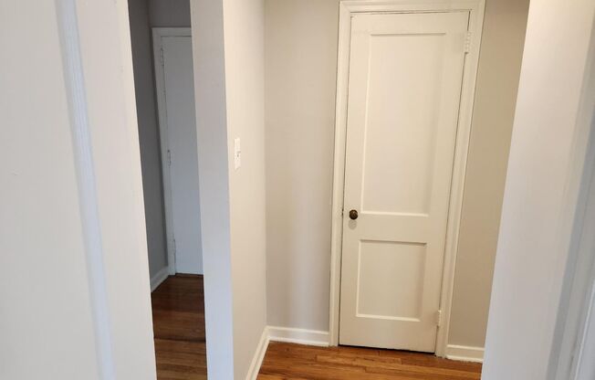 1 bed, 1 bath, 663 sqft, $2,050, Unit D-06