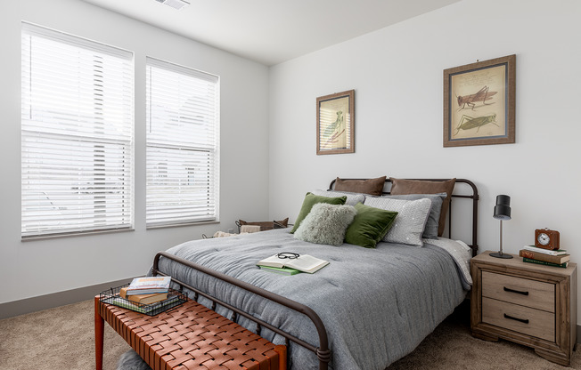 2 beds, 2 baths, 1,132 sqft, $1,759, Unit 2323CL