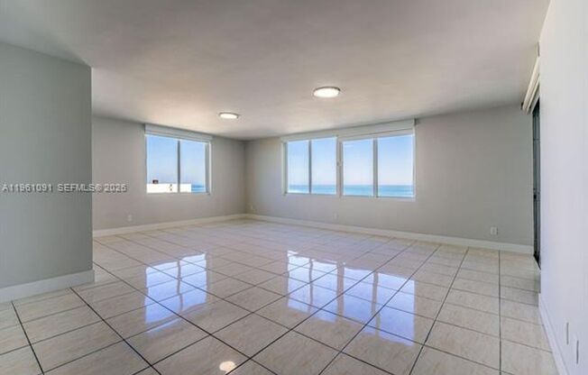 5401 Collins Ave appt 919 (A11961091)