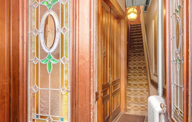 362 W 46 ST