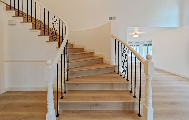 Stunning Remodeled Home in Dana Woods – Coastal Living at Its Finest