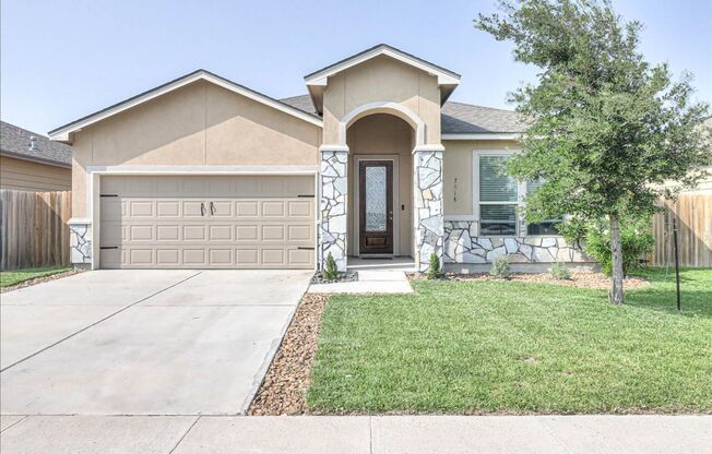 7618 Quartz - 3/bedroom 2/bathroom - $2,395/month