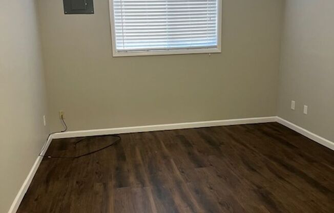 2 beds, 1 bath, $800