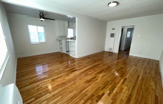 2 beds, 1 bath, 850 sqft, $3,075, Unit 105#12