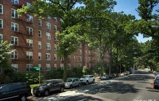 1 bed, 1 bath, $2,295, Unit 217