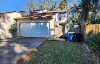 Beautiful 3/2 Townhome in Arlington