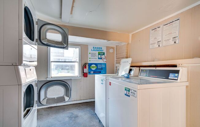 2 beds, 1 bath, 750 sqft, $1,000, Unit K708 - 307 - 109