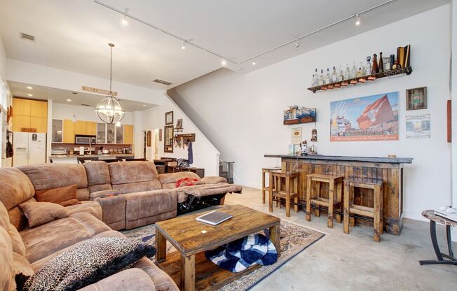 616 W. 35th St.