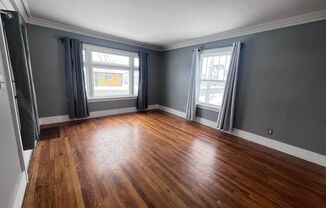 3 beds, 1 bath, $1,650