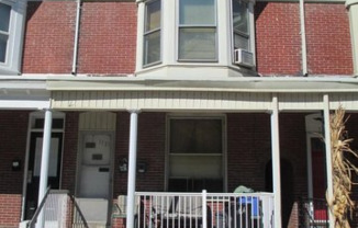 1121 W POPLAR ST