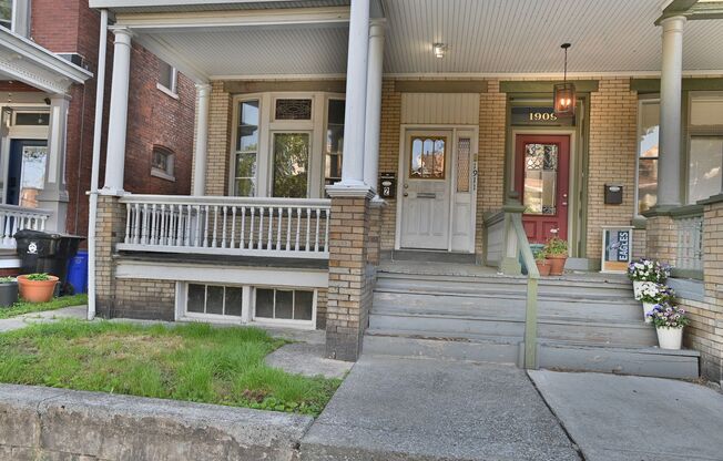 1911 2nd St
