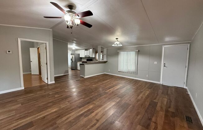 Spacious Country Living!