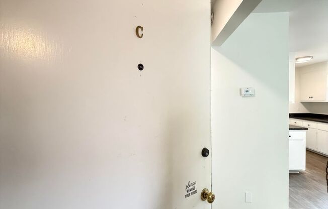 2053 Central Ave (LO)