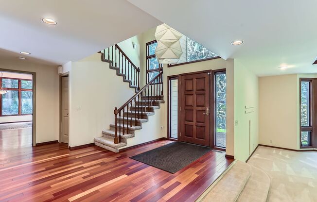 4bd/4.5ba Redmond Home