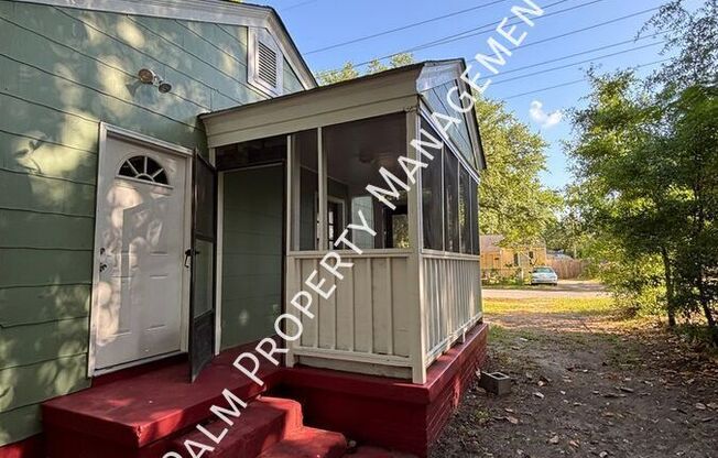 2207 CAUSTON BLF RD