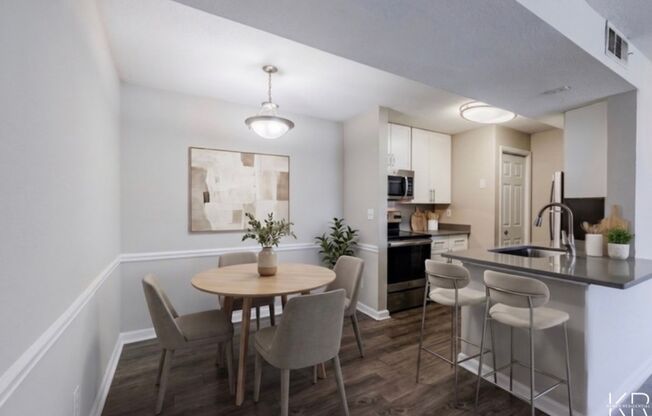 1 bed, 1 bath, 705 sqft, $1,375, Unit 2032
