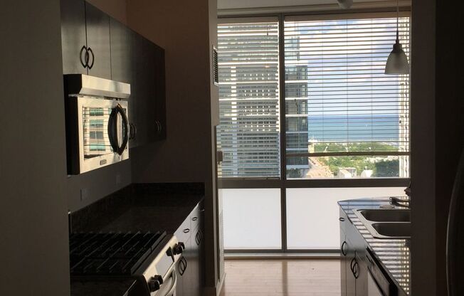 2 beds, 2 baths, $3,200, Unit Unit 1804-For rent