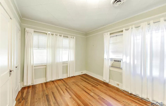 Spacious 2 bedroom 2 bathroom home