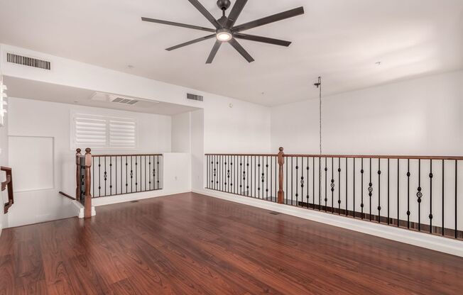 2 beds, 2 baths, $2,900, Unit # 1076