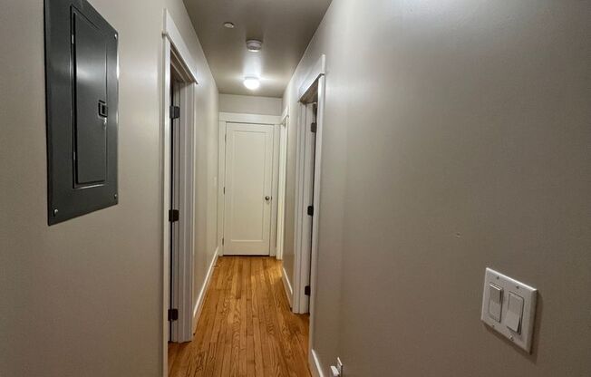 2 beds, 1 bath, $1,895