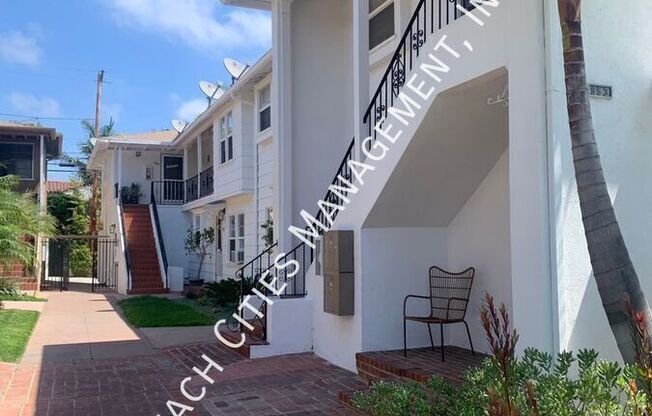 945 E CARSON ST