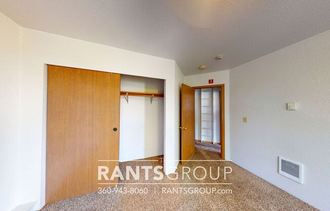 2 beds, 1 bath, 707 sqft, $1,400, Unit 1