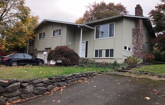 4820-4822 SW Taylors Ferry