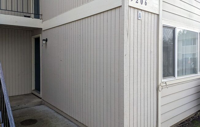 5200 Windsor Island Rd N