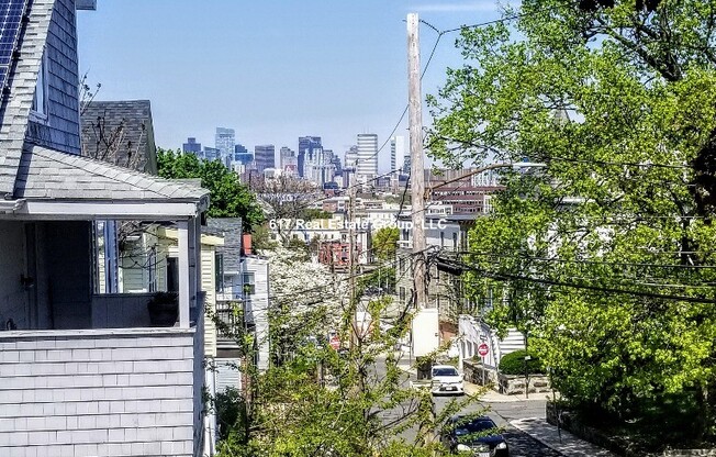 33 Thornton St
