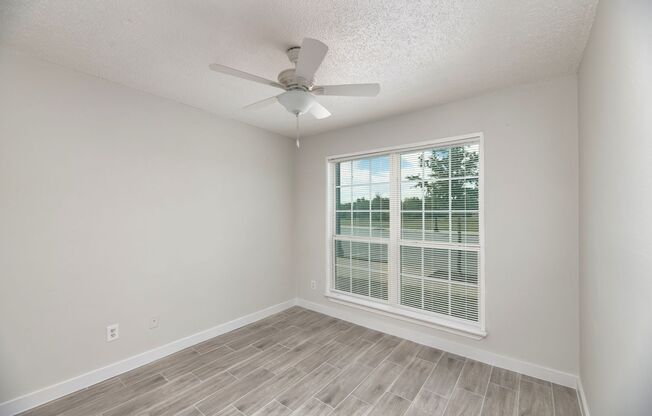 Country Living Apartments