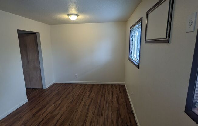 Studio, 1 bath, 350 sqft, $895, Unit 204