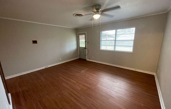 3 beds, 2 baths, $1,900